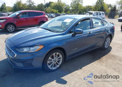 2019 Ford Fusion Hybrid Se z USA, uszkodzony, nr VIN 3FA6P0LU6KR154466